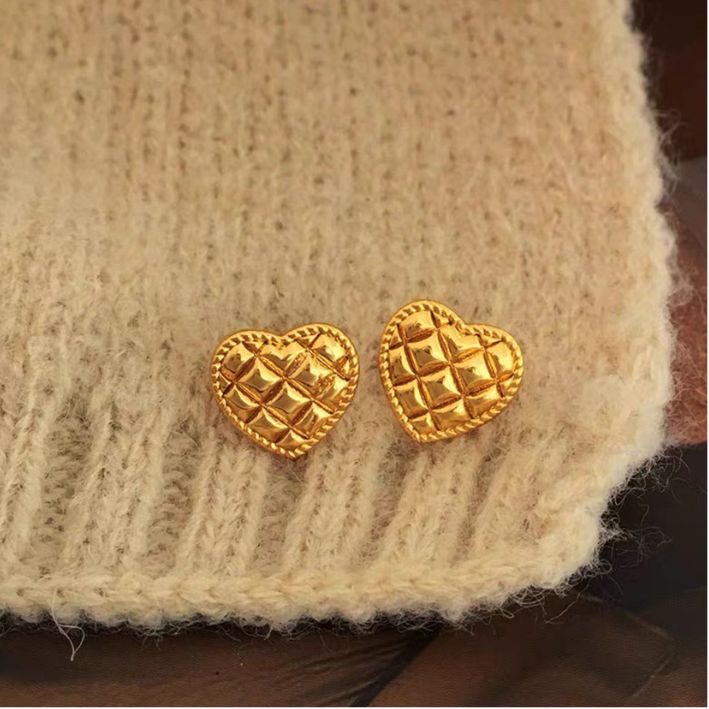 Heart Quilt Stud Earrings-Gold